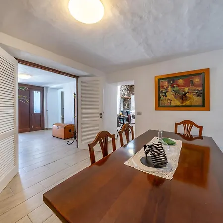 Holiday home El Moral In Mozaga